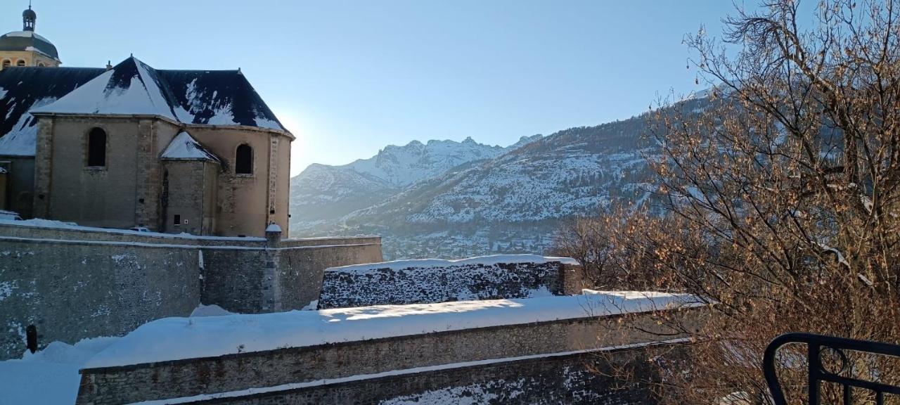La Belle Epoque - Au Coeur De La Cite Medievale * Briançon